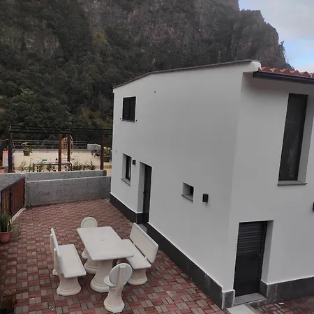 Little Hideaway Sao Vicente (Madeira)